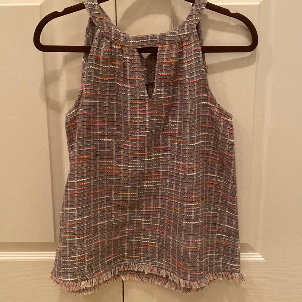 THML tuxtured top w/ raw edge  detail size S (new without tags)